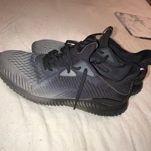Men’s Adidas Tennis Shoes